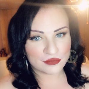 Meet your Posher, Rachelle davina coco